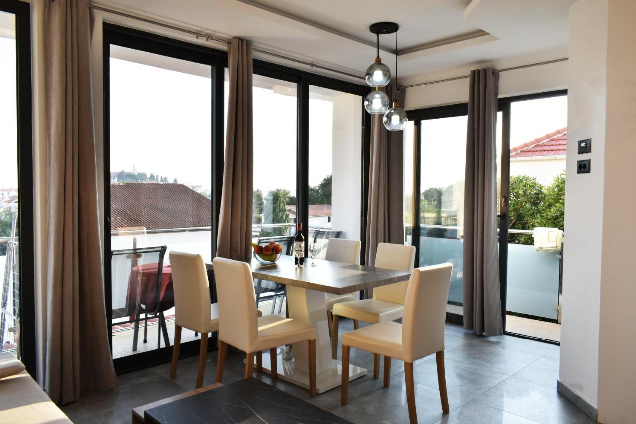 Apartments Toni Primošten Eksteriør bilde
