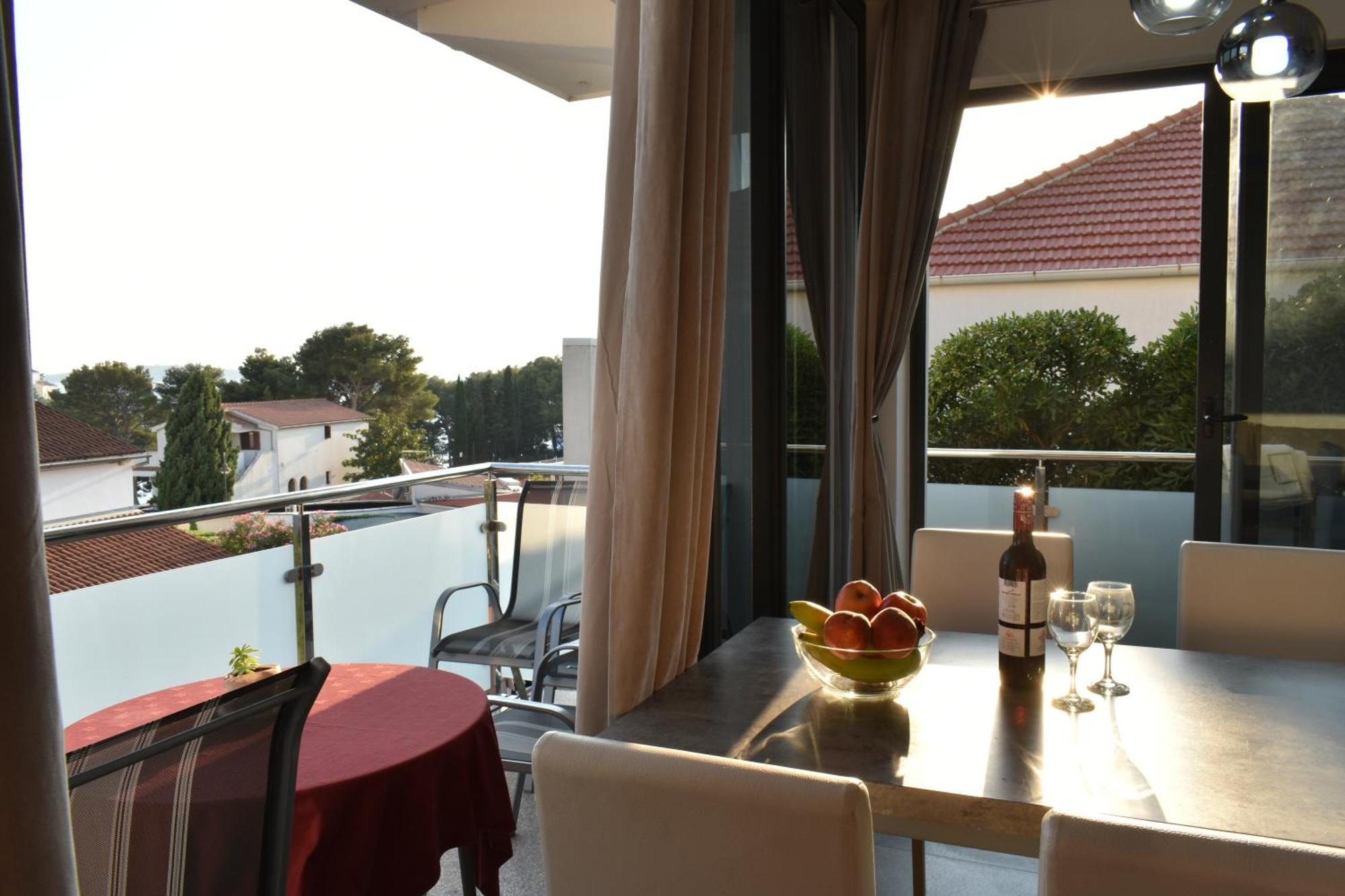 Apartments Toni Primošten Eksteriør bilde